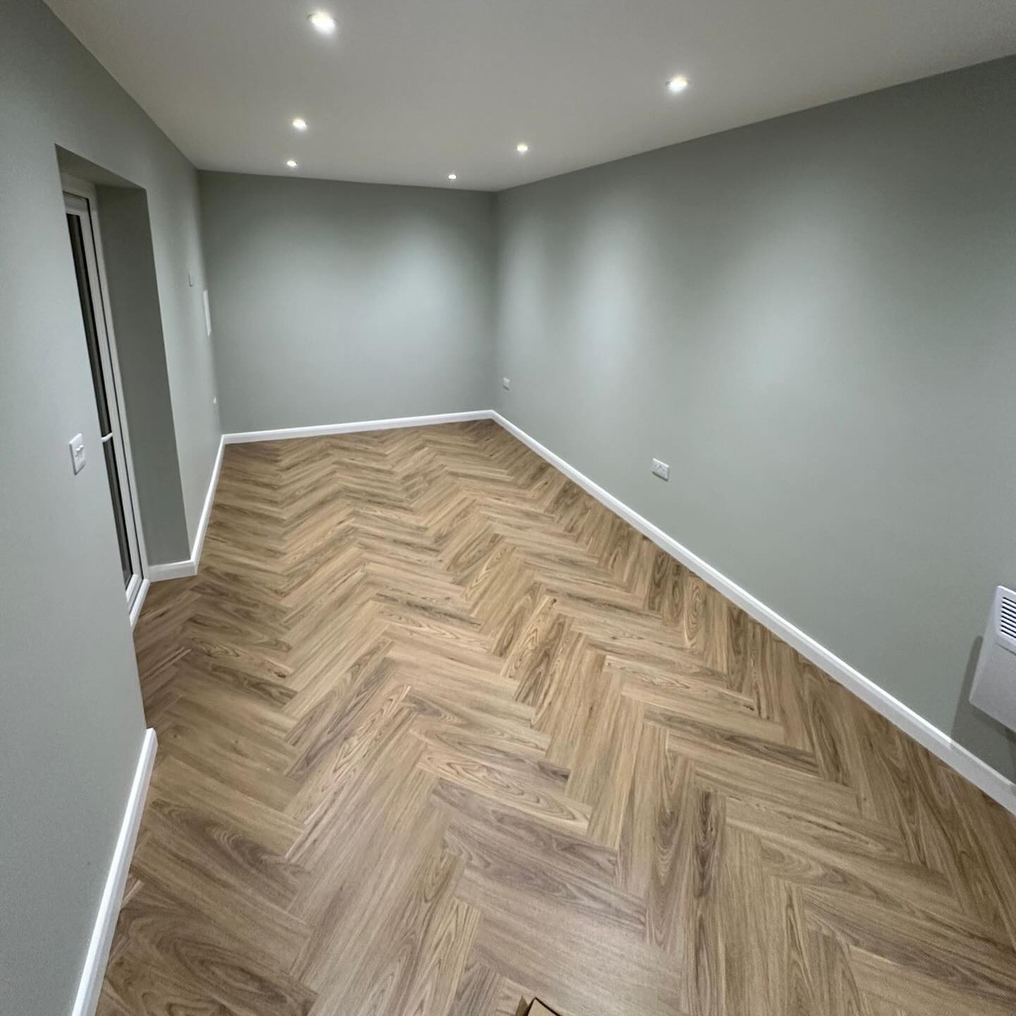 Luxury Vinyl Tiles in High Wycombe